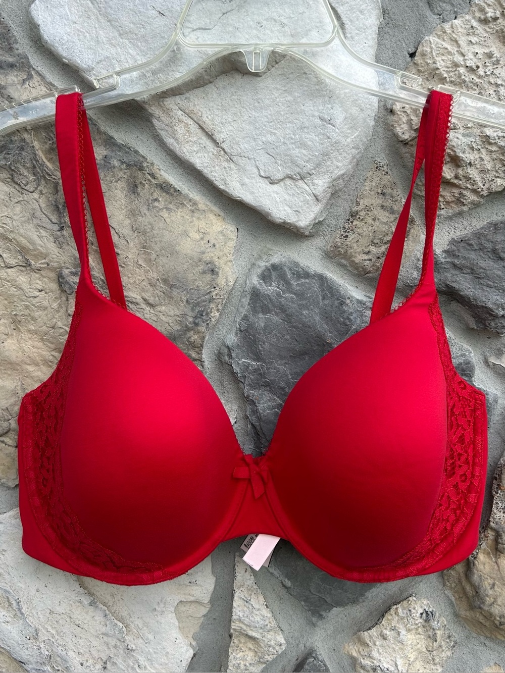 Victorias Secret Body By Victoria Bra Size 36DDD Lined Perfect Coverage Red